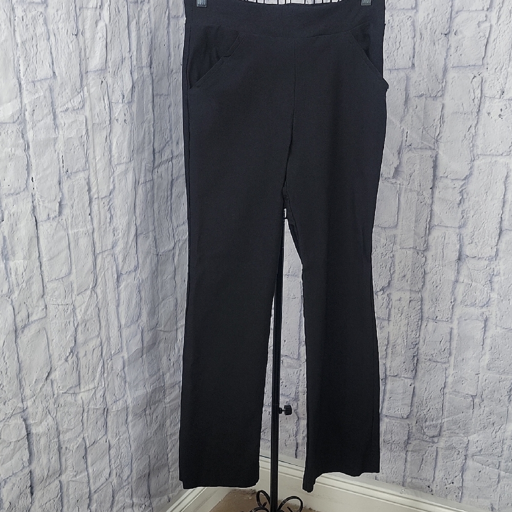 one 5 one Black Straight Leg Women's‎ Stretch Pants Size 8